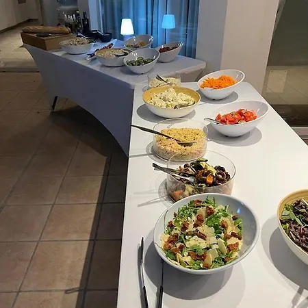 Boutique Experience *