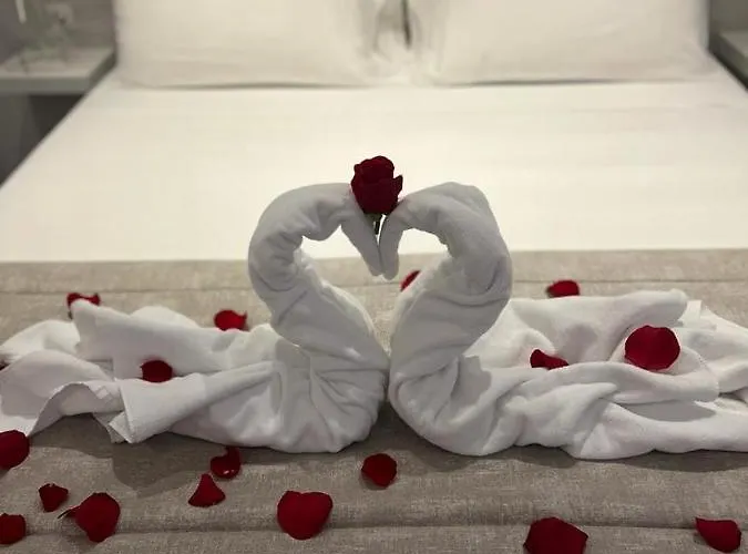 Boutique Experience * أذيخي