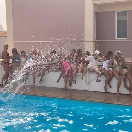 Villa Boutique Experience *