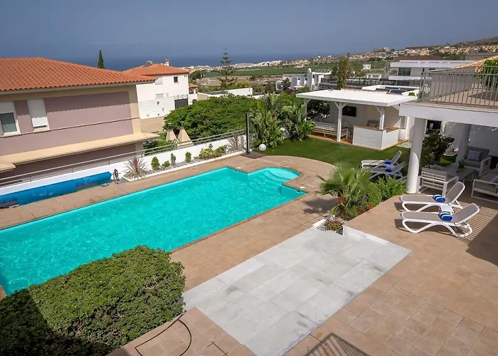 Boutique Experience * 阿德耶